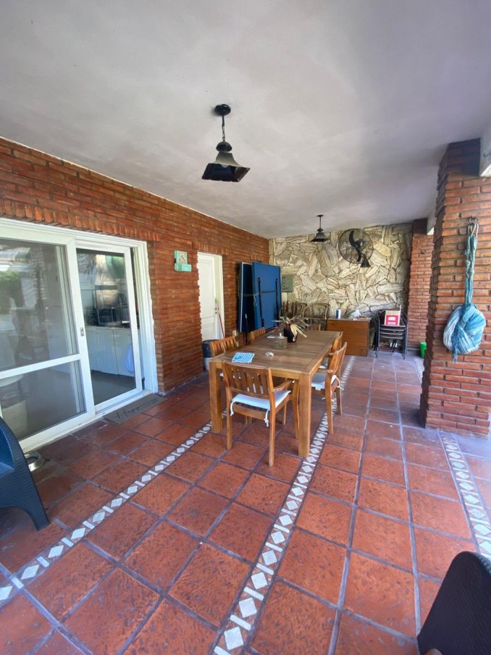 CASA EN VENTA EN BARRIO CERRADO EN SAN MIGUEL