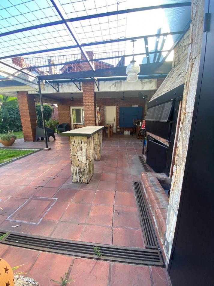 CASA EN VENTA EN BARRIO CERRADO EN SAN MIGUEL