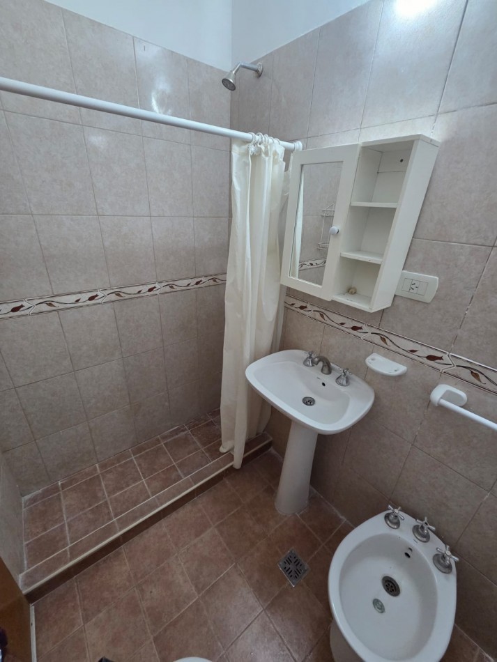 ALQUILER DUPLEX DOS AMBIENTES EN COMPLEJO EN SAN MIGUEL CENTRO