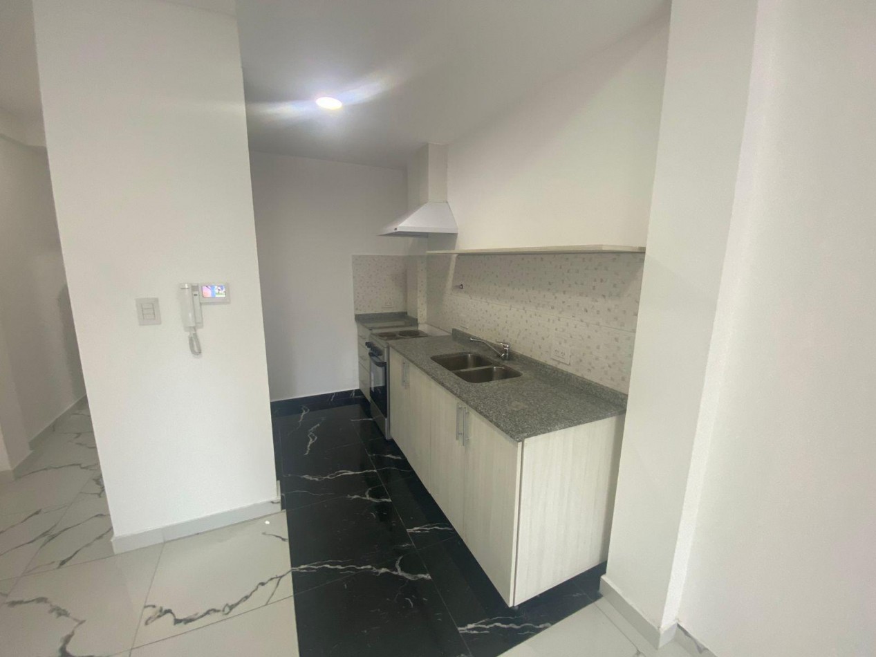 DEPARTAMENTO EN ALQUILER EN  POLVORINES