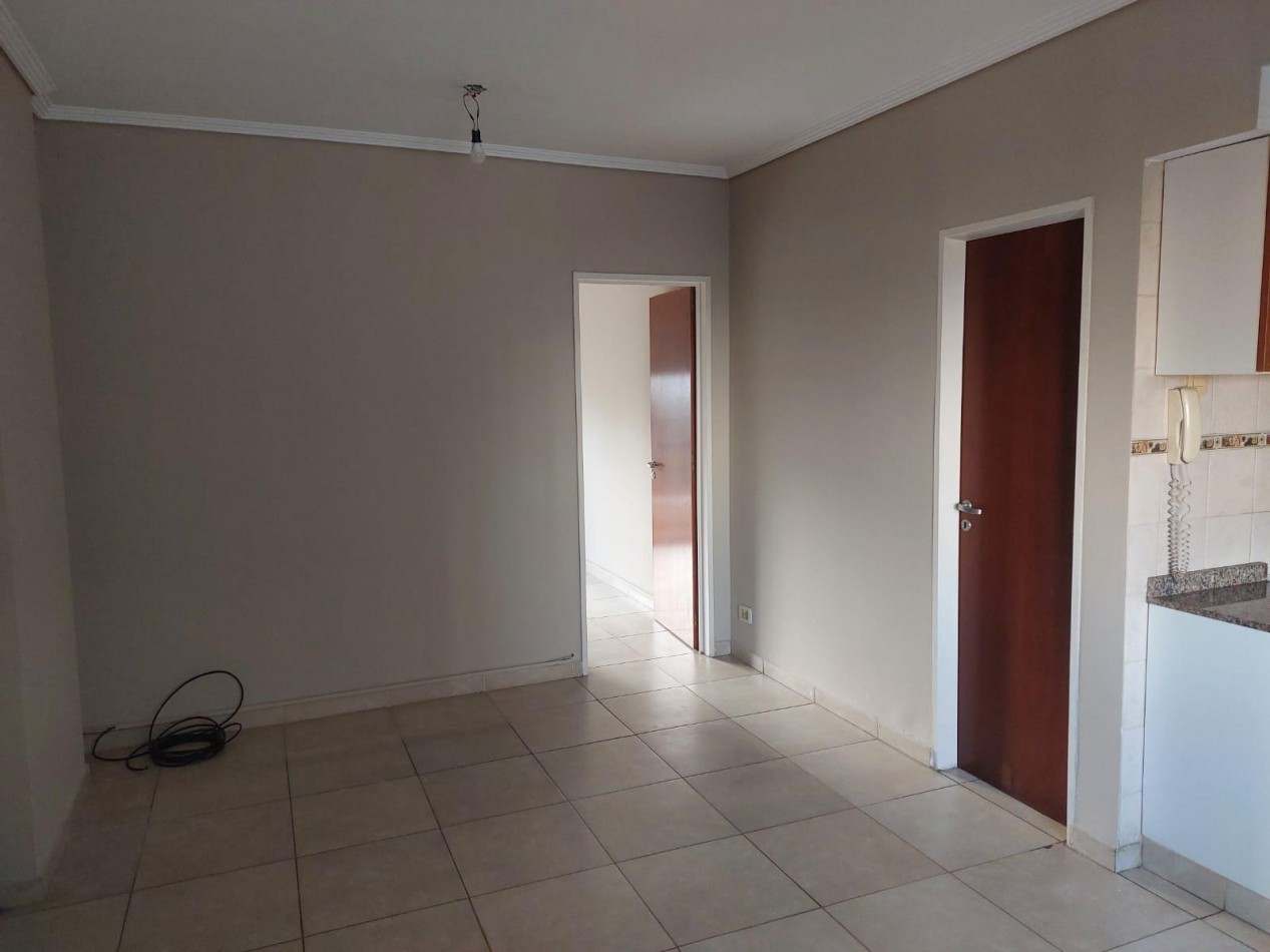 VENTA DE DEPARTAMENTO 2 AMBIENTES EN SAN MIGUEL