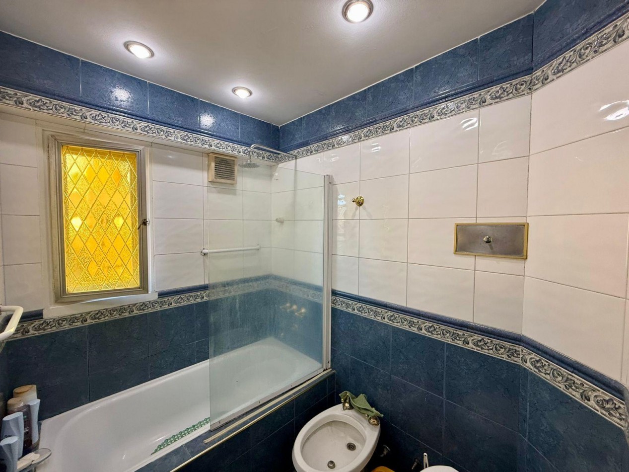 VENTA DE CASA 5 AMBIENTES EN BARRIO SAN MIGUEL DE GHISO