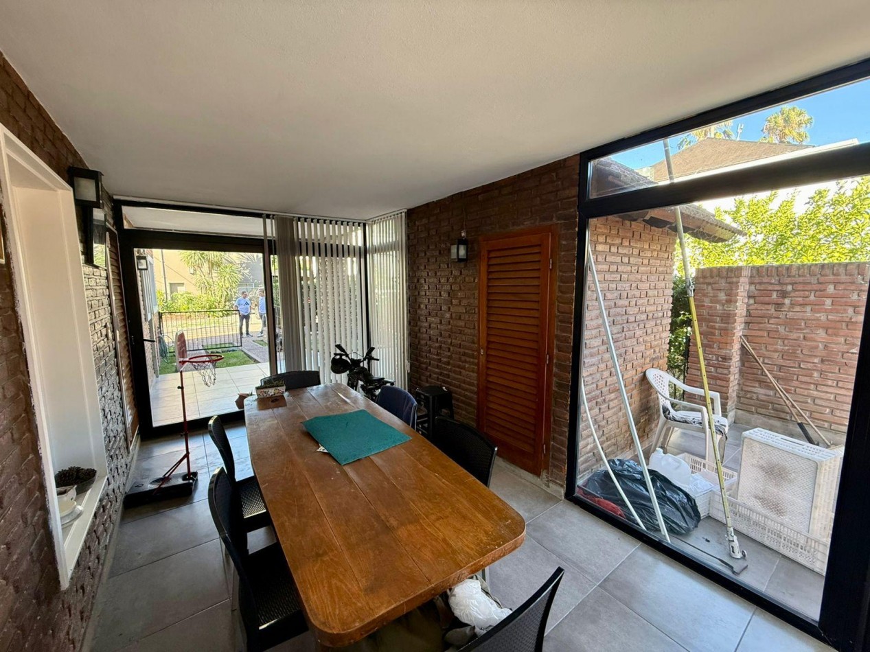 VENTA DE CASA 5 AMBIENTES EN BARRIO SAN MIGUEL DE GHISO