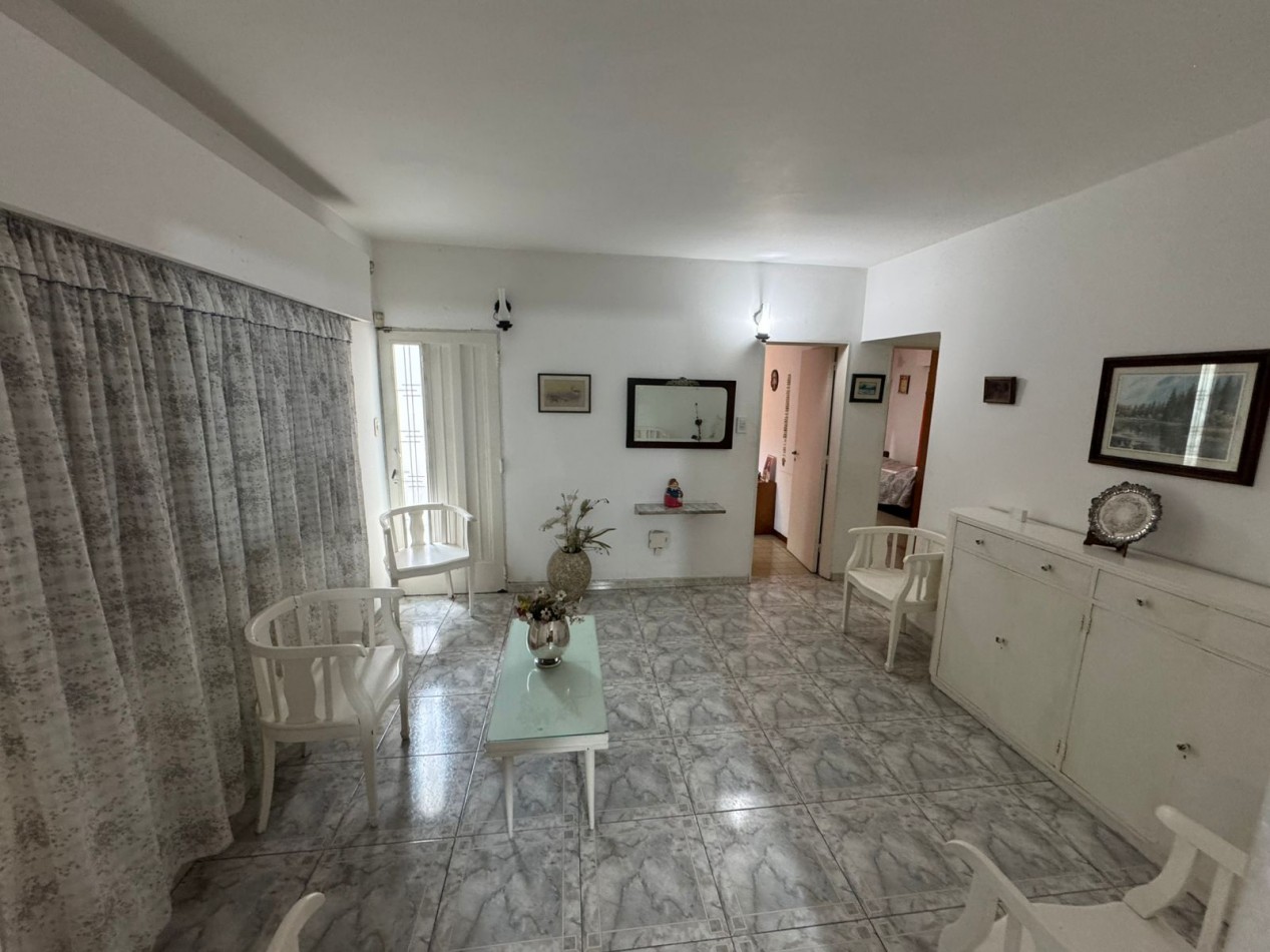 2 CASAS DE 4 AMBIENTES A LA VENTA EN BELLA VISTA
