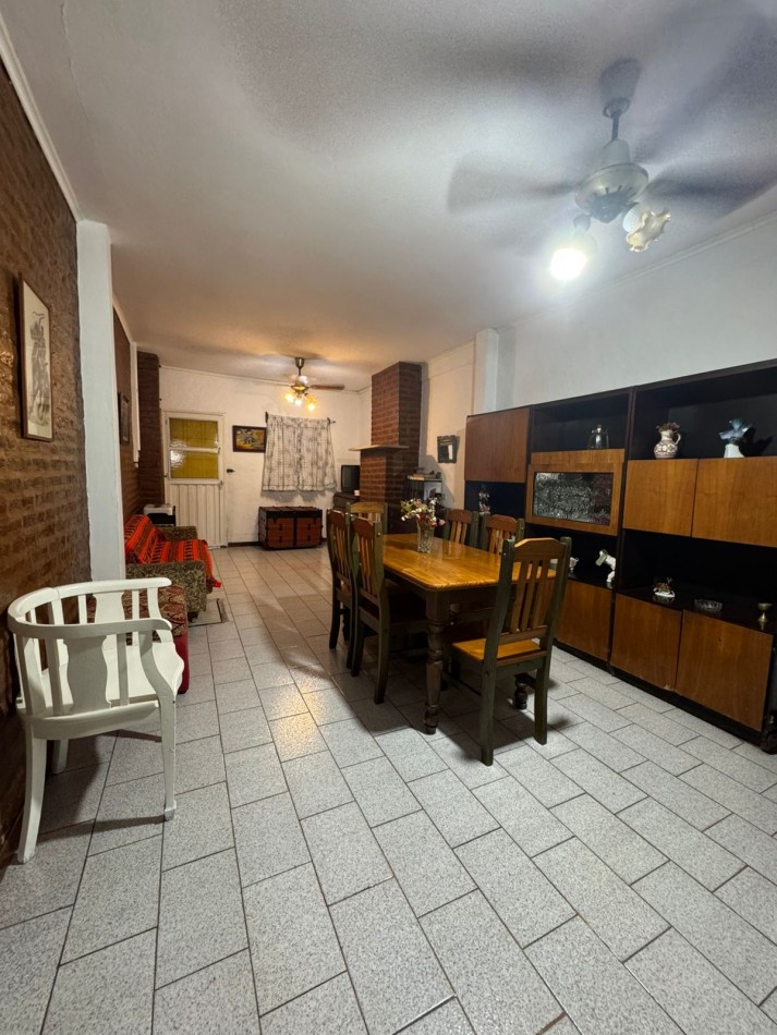 2 CASAS DE 4 AMBIENTES A LA VENTA EN BELLA VISTA