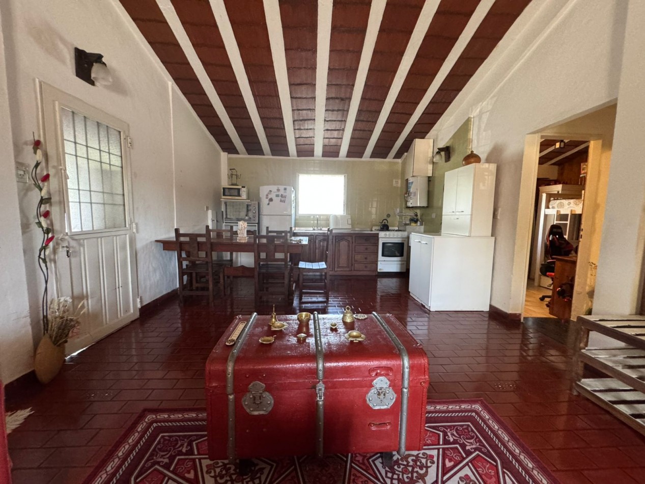 2 CASAS DE 4 AMBIENTES A LA VENTA EN BELLA VISTA
