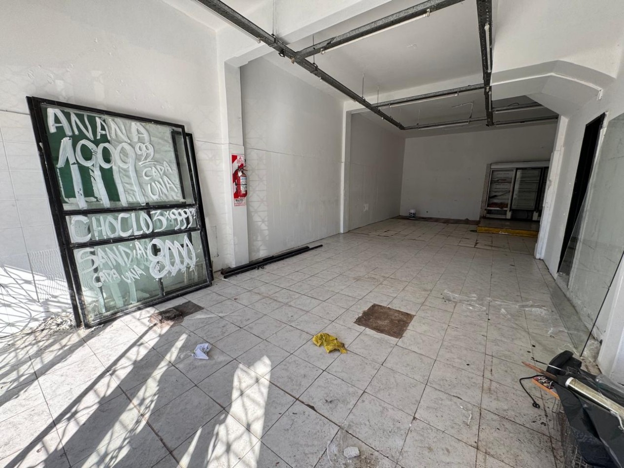 LOCAL COMERCIAL EN ALQUILER EN BELLA VISTA