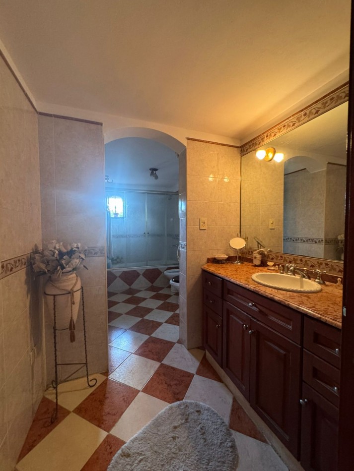 CASA 3 AMBIENTES EN VENTA EN BELLA VISTA