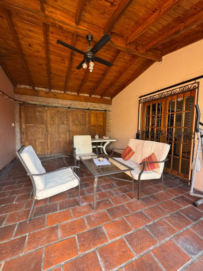CASA 3 AMBIENTES EN VENTA EN BELLA VISTA
