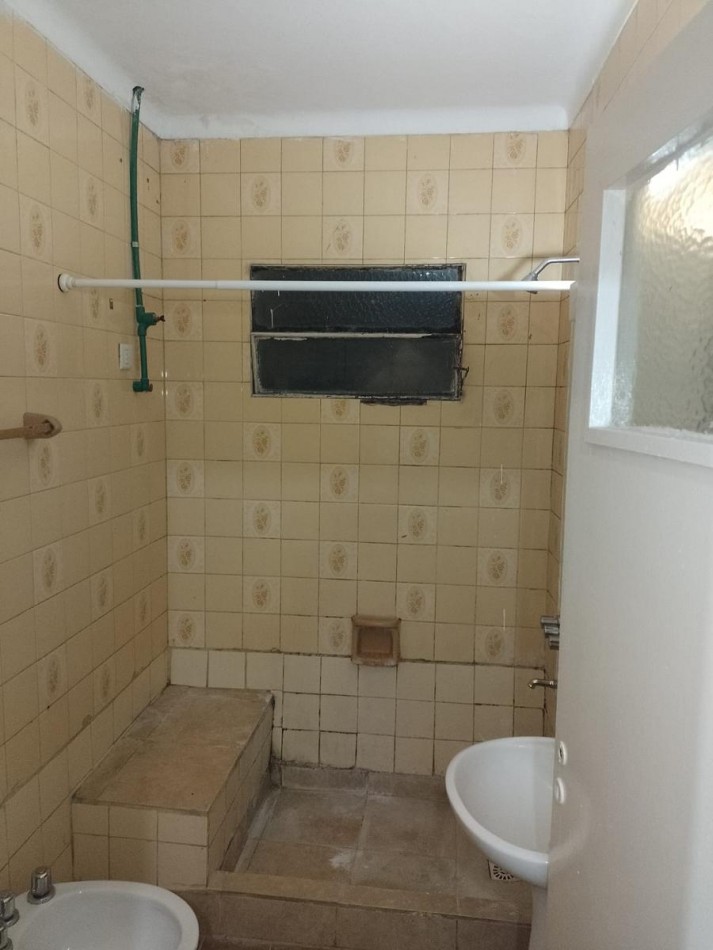 VENTA DE 3 PROPIEDADES: CASA + LOCAL + DEPTO