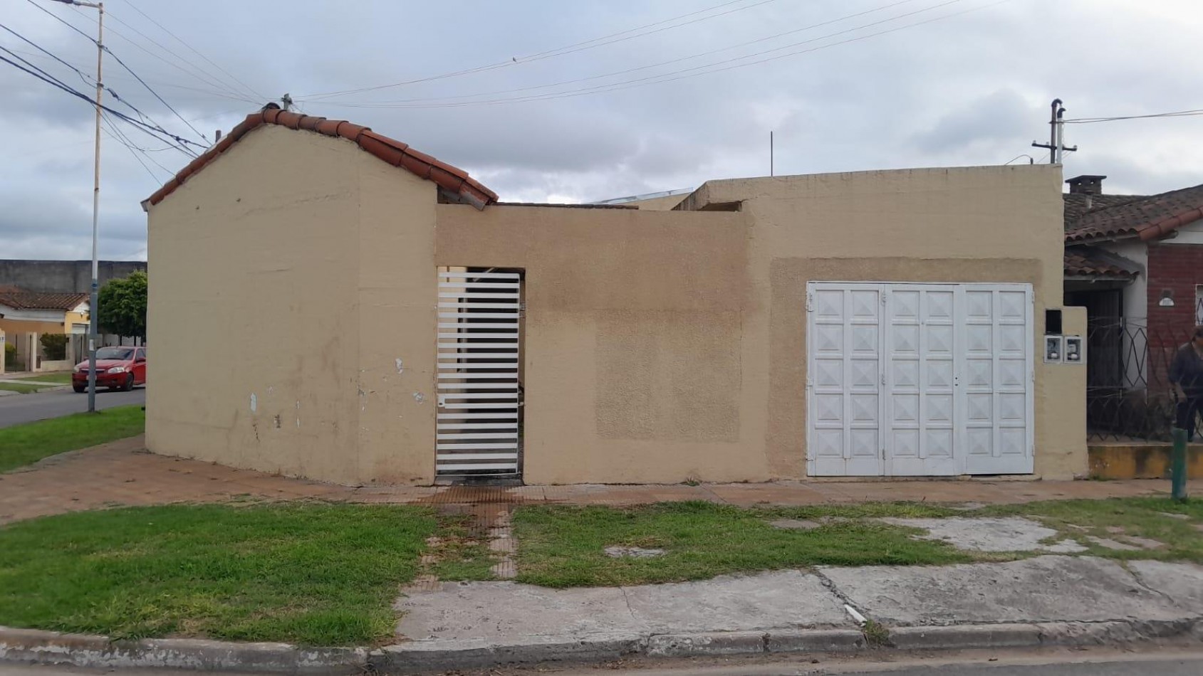 VENTA DE 3 PROPIEDADES: CASA + LOCAL + DEPTO