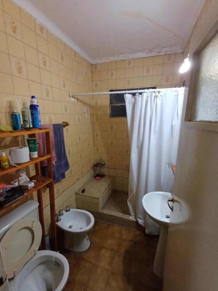 VENTA DE 3 PROPIEDADES: CASA + LOCAL + DEPTO