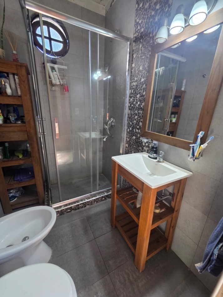 VENTA DE CASA 3 AMBIENTES EN BELLA VISTA