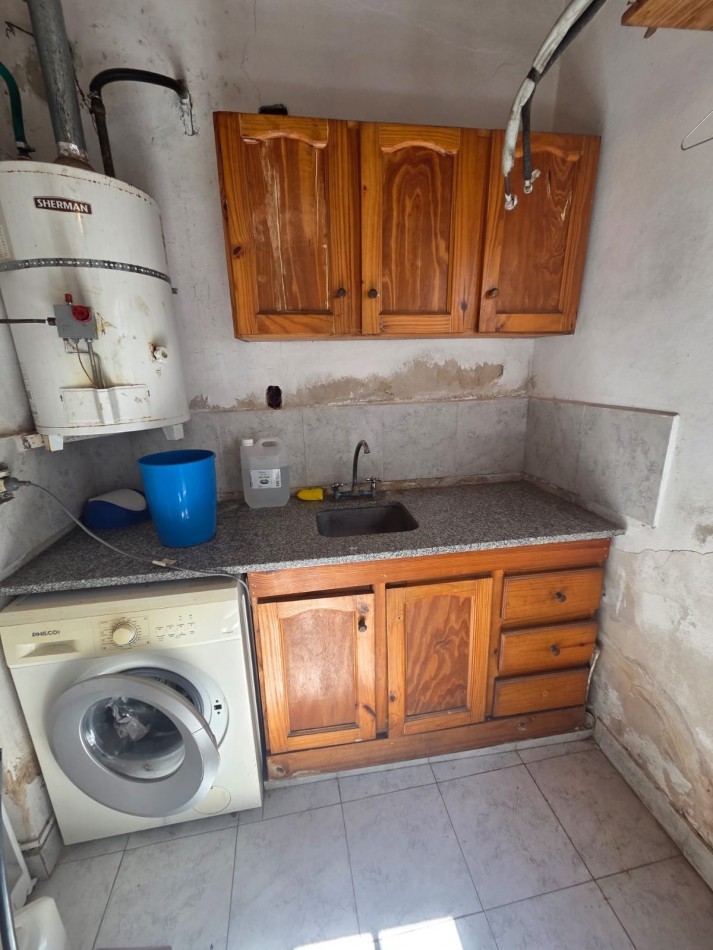 VENTA DE CASA 3 AMBIENTES EN BELLA VISTA