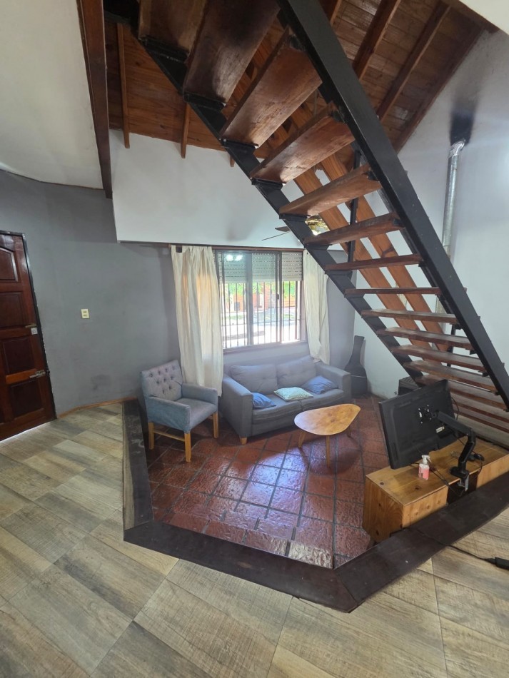 VENTA DE CASA 3 AMBIENTES EN BELLA VISTA