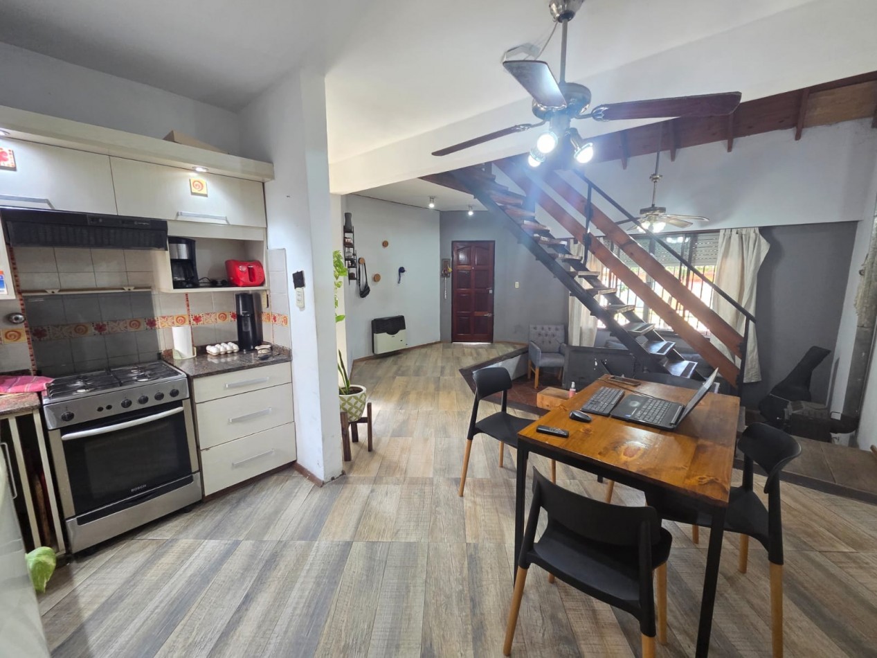 VENTA DE CASA 3 AMBIENTES EN BELLA VISTA