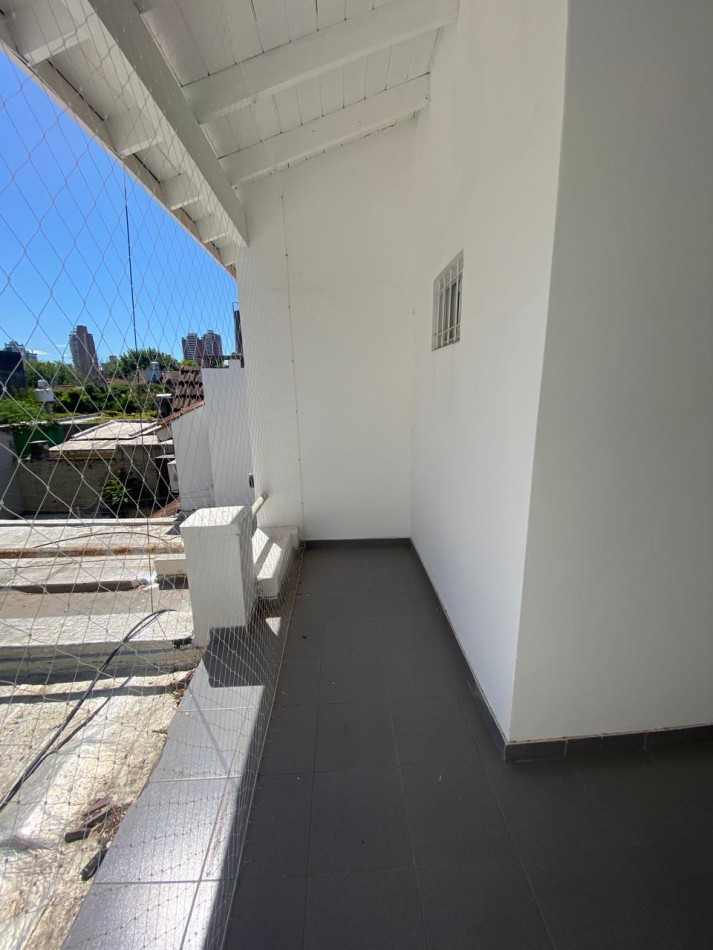 CASA + LOCAL + DEPTO EN VENTA EN MUÑIZ