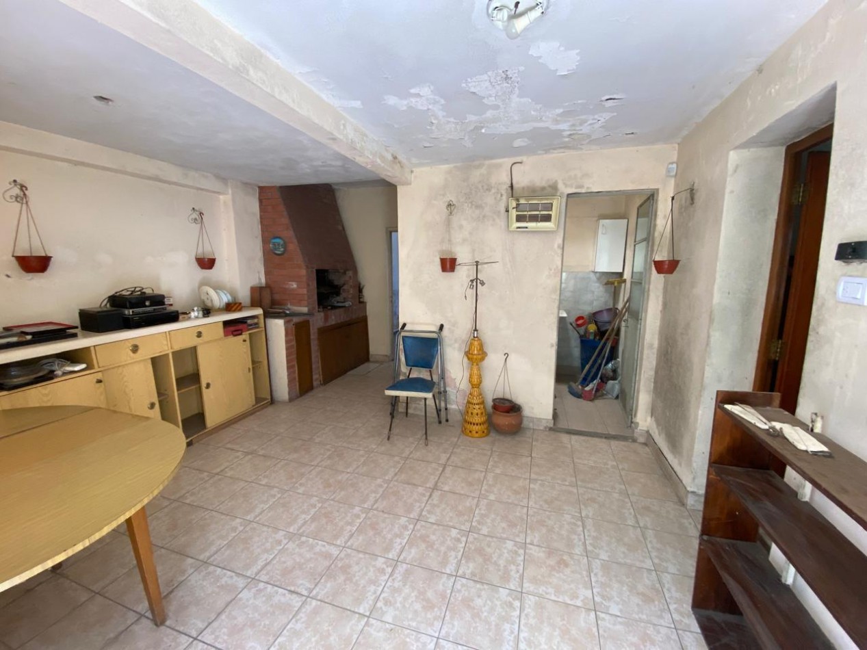CASA + LOCAL + DEPTO EN VENTA EN MUÑIZ