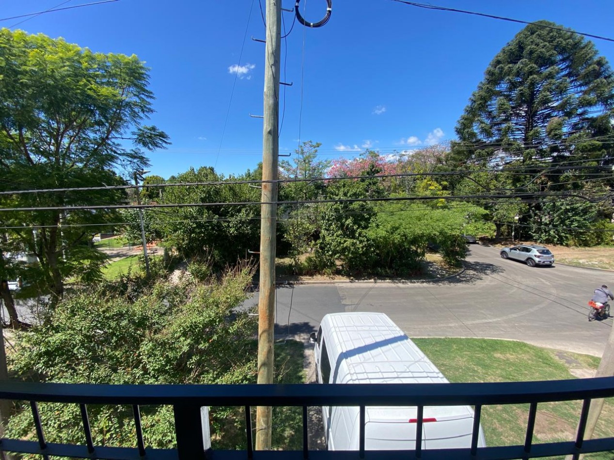 CASA + LOCAL + DEPTO EN VENTA EN MUÑIZ