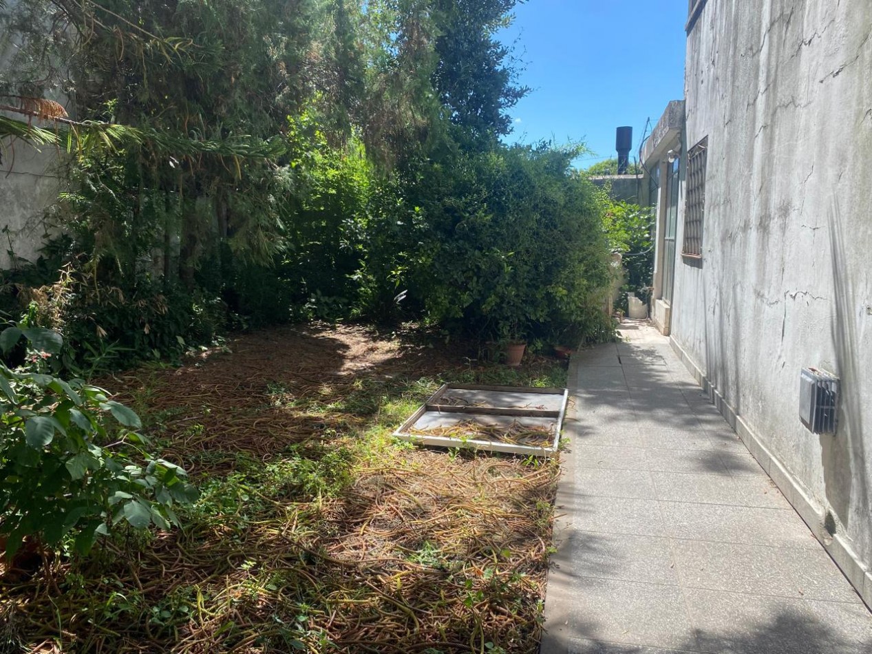 CASA + LOCAL + DEPTO EN VENTA EN MUÑIZ