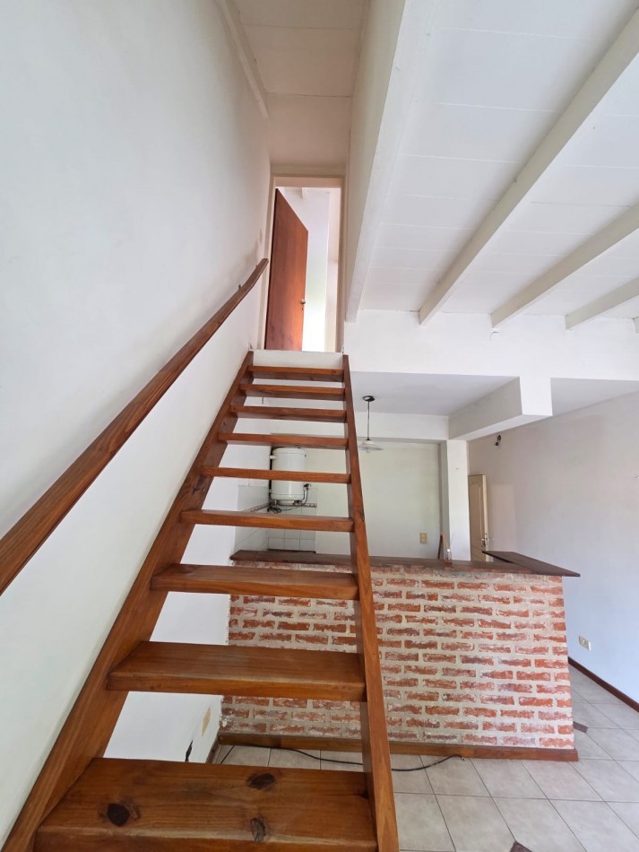 ALQUILER DEPTO DE DUPLEX 2 AMBIENTES EN SAN MIGUEL