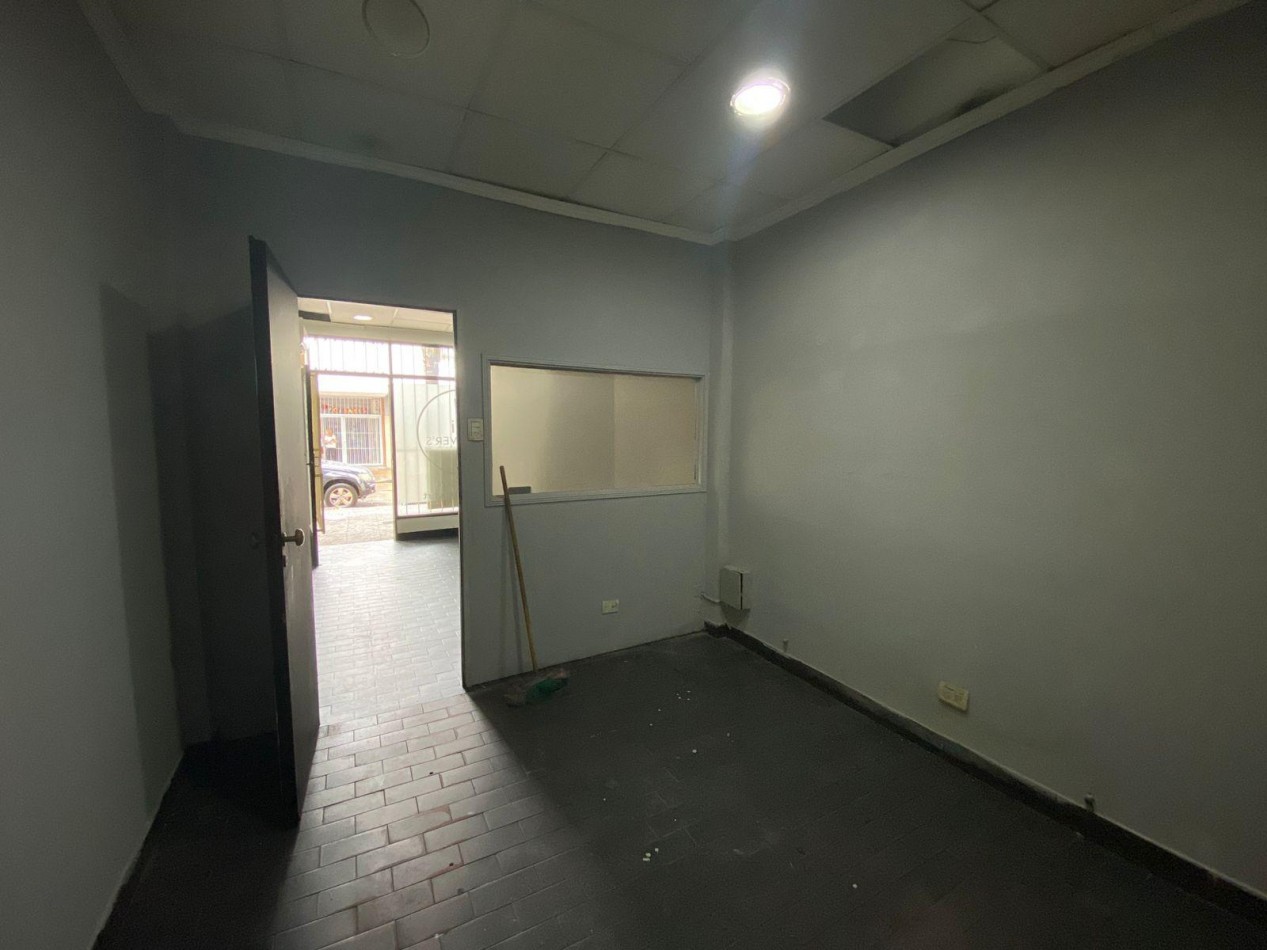 LOCAL EN ALQUILER EN  VILLA DE MAYO