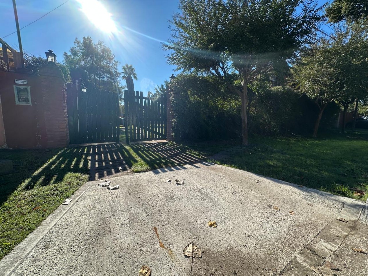 CASA EN VENTA EN BELLA VISTA