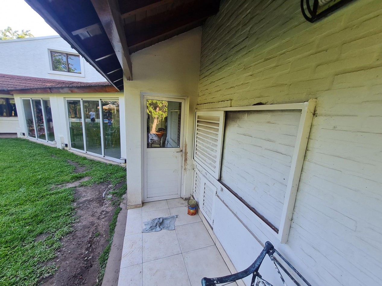 CASA EN VENTA EN PILAR