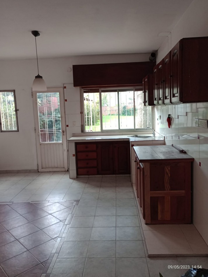 CASA EN ALQUILER EN LOS POLVORINES