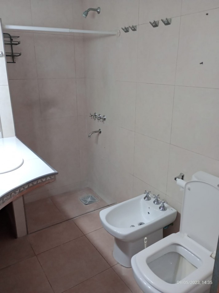 CASA EN ALQUILER EN LOS POLVORINES