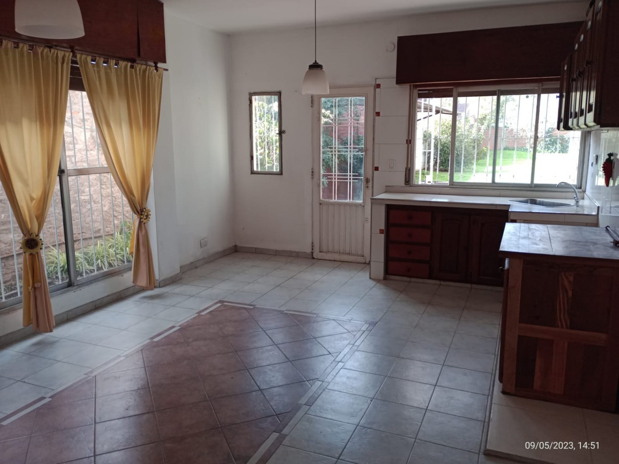 CASA EN ALQUILER EN LOS POLVORINES