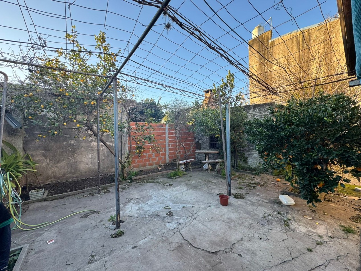 CASA EN VENTA EN JOSE C PAZ