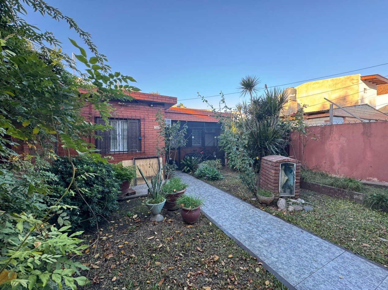 CASA EN VENTA EN JOSE C PAZ