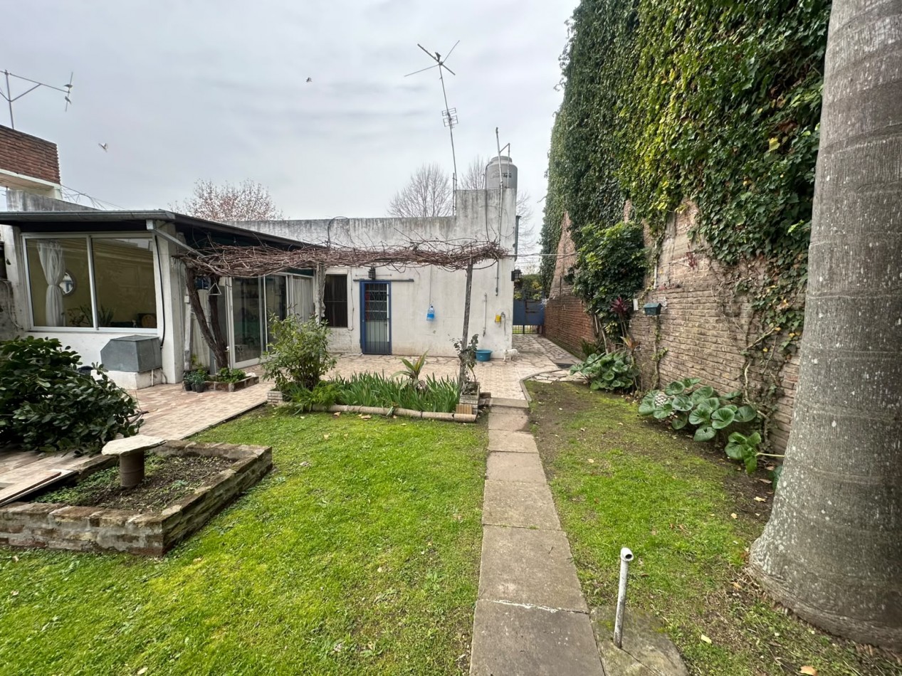 CASA EN VENTA EN BELLA VISTA