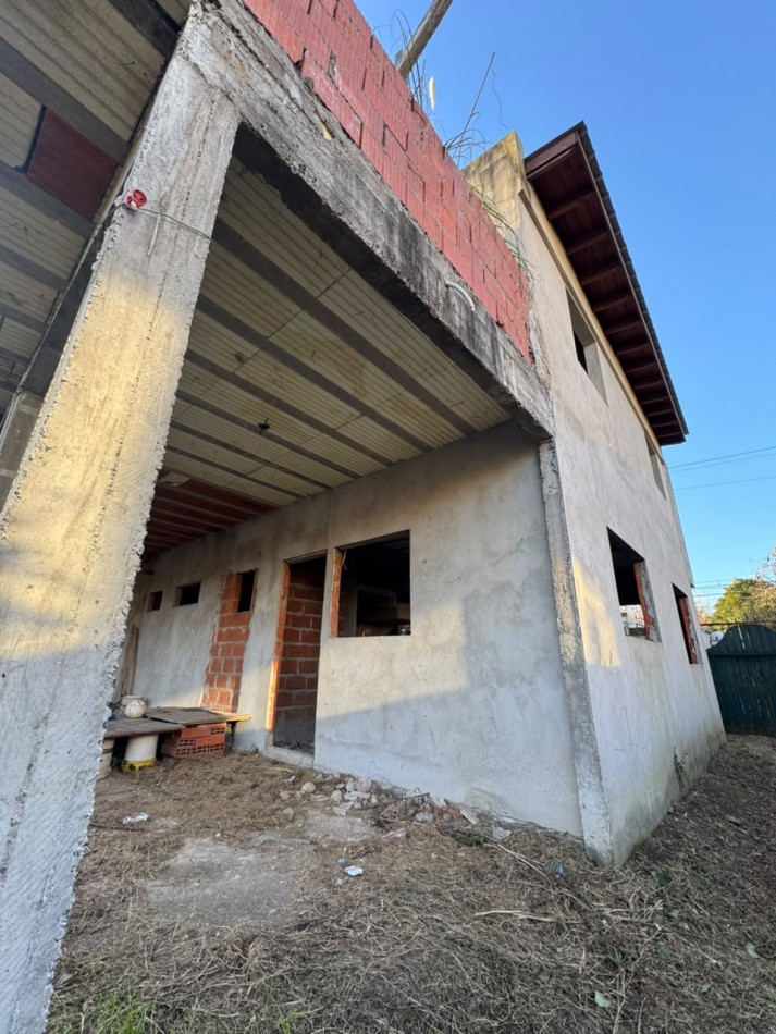 CASA EN VENTA EN BELLA VISTA