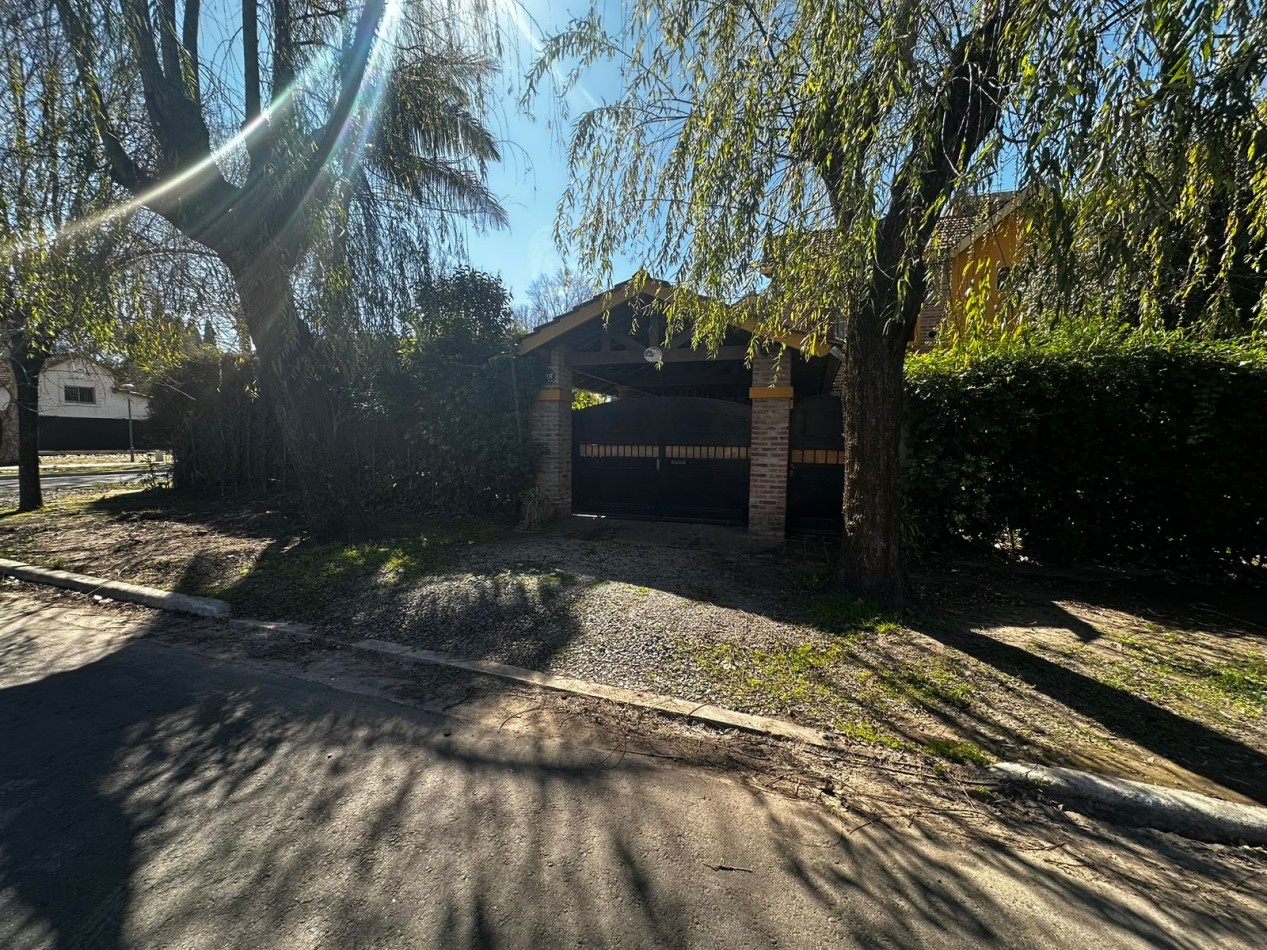 CASA EN VENTA EN BELLA VISTA