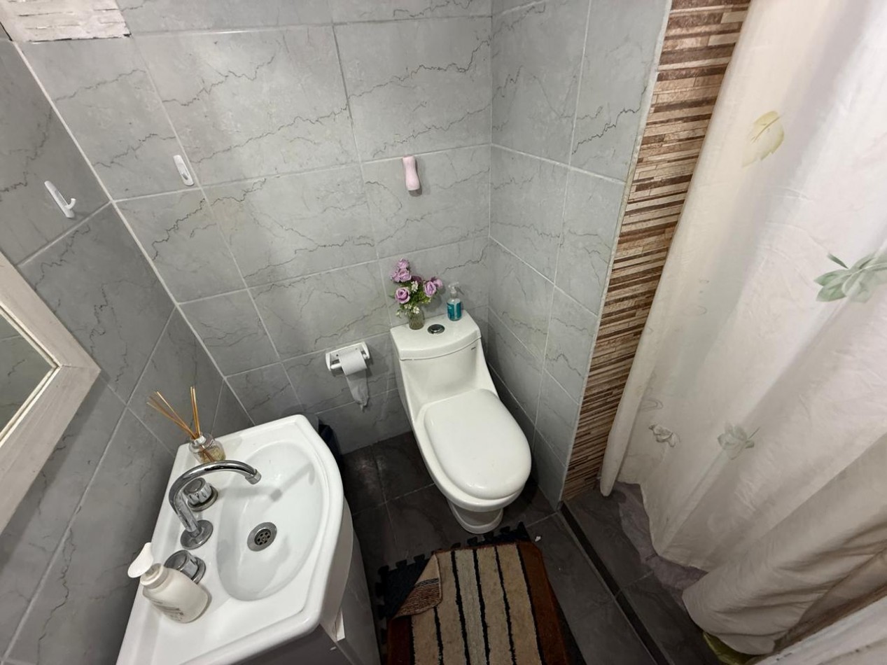 CASA CON LOCAL EN VENTA EN JOSE C. PAZ