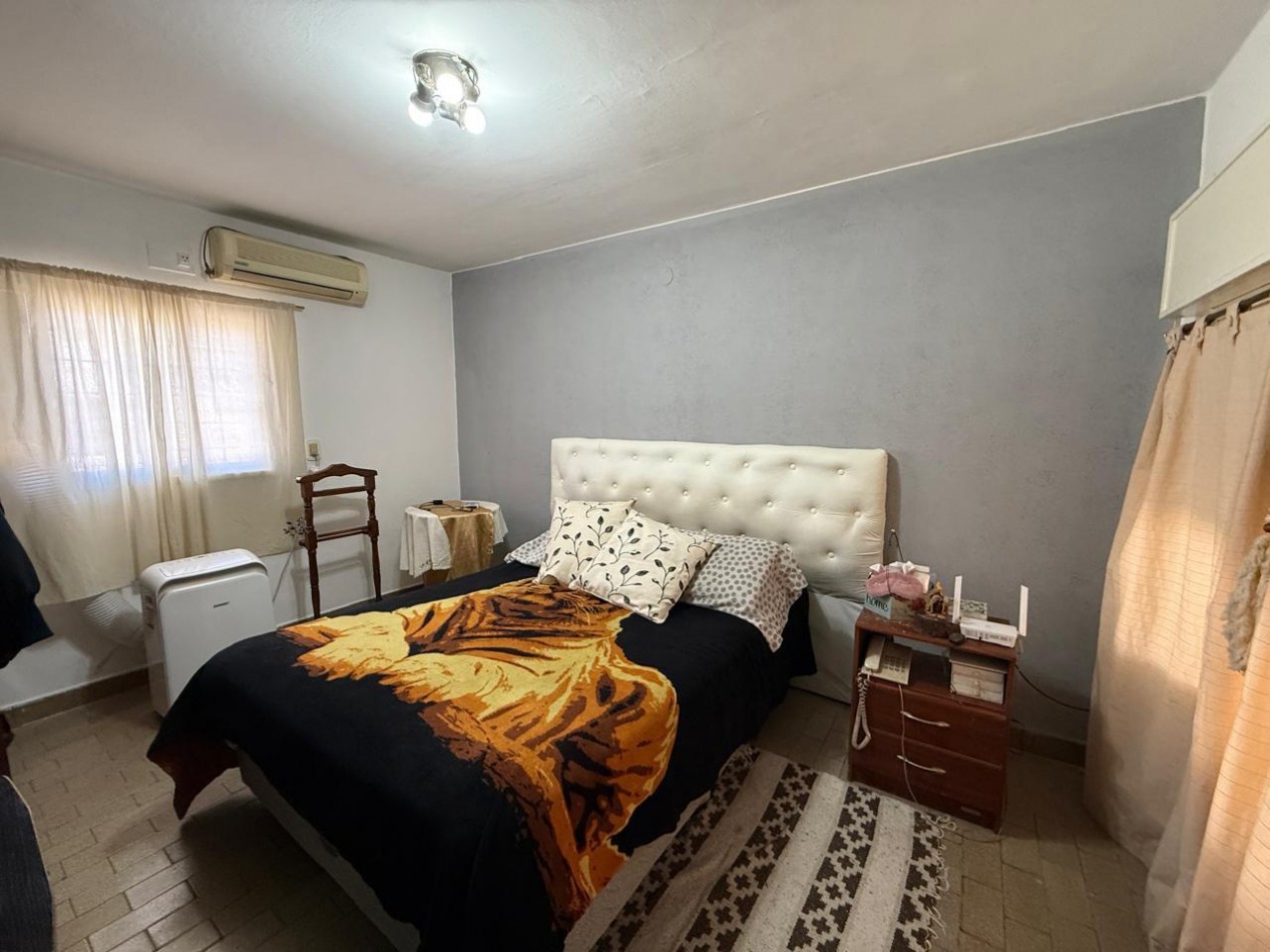 CASA CON LOCAL EN VENTA EN JOSE C. PAZ