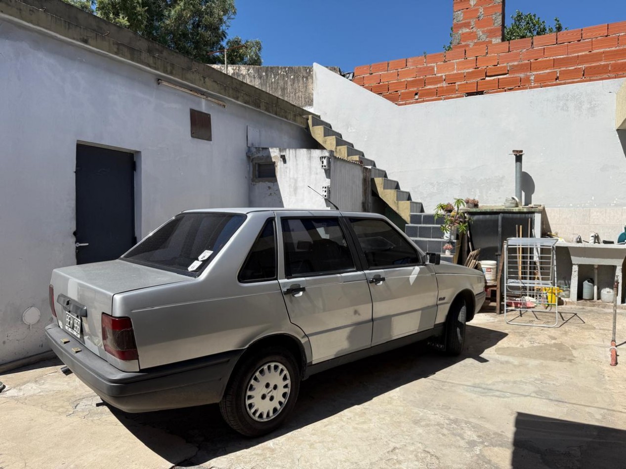 CASA CON LOCAL EN VENTA EN JOSE C. PAZ