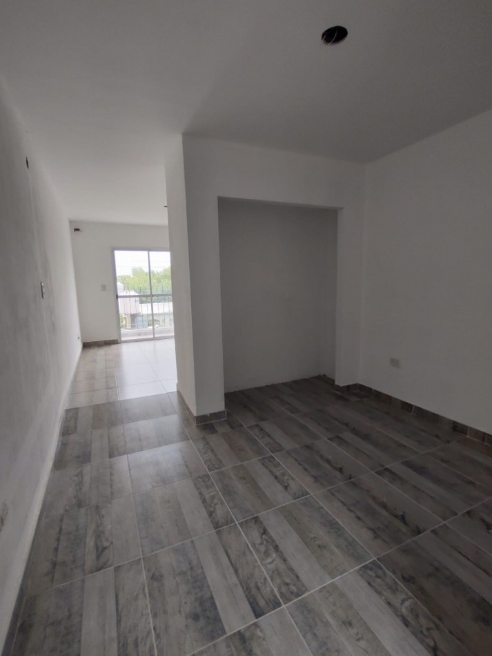 MONOAMBIENTE CON DIVISION EN ALQUILER!!