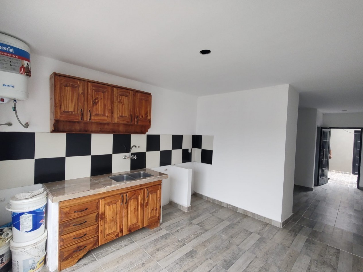 MONOAMBIENTE CON DIVISION EN ALQUILER!!